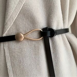 boutique NEW faux leather black/gold knot fashion belt.